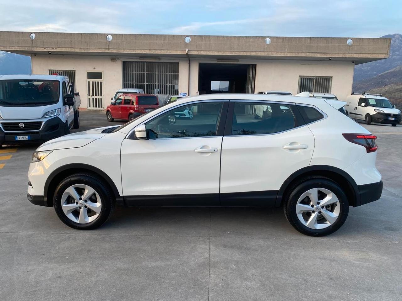 Nissan Qashqai 1.5 dCi 115 CV Business 2021