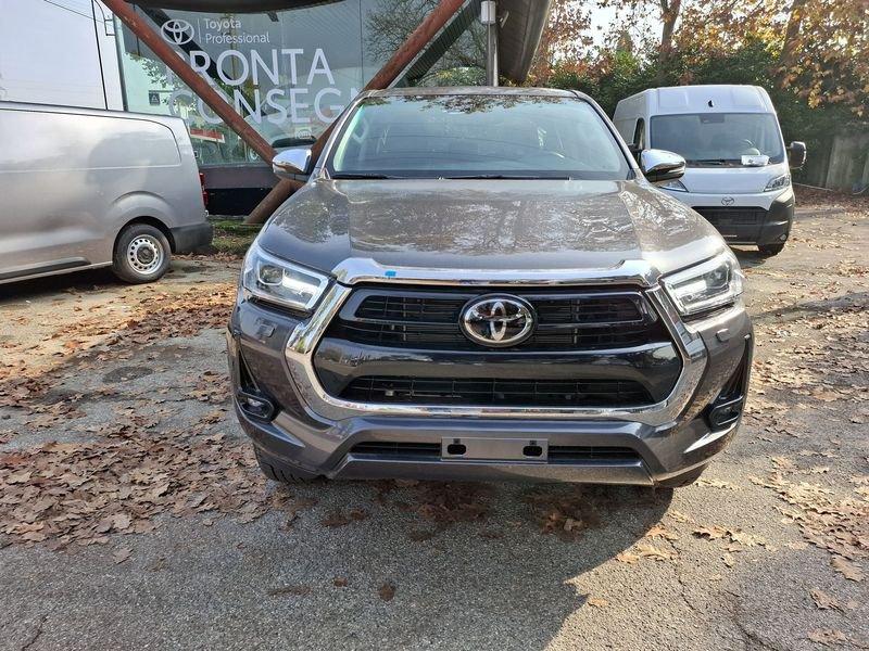Toyota Hilux 2.4 D-4D A/T 4WD 4 porte Doppia Cabina Executive