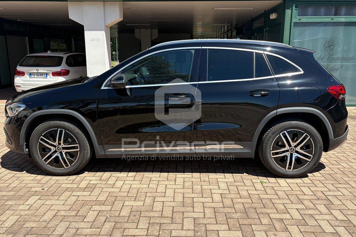 MERCEDES GLA 180 d Automatic Sport