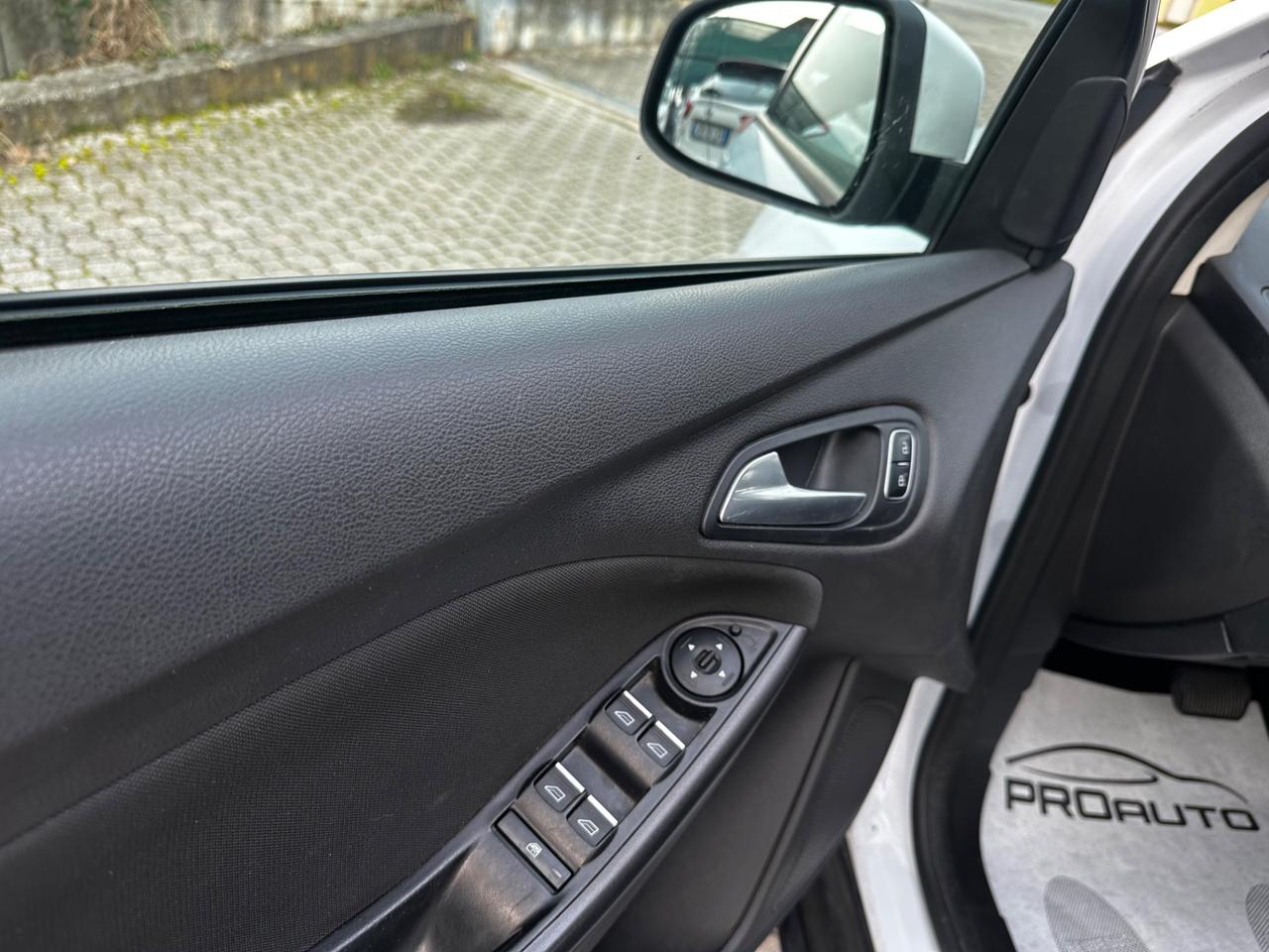 Ford Focus 1.5 TDCi 120 CV Start&Stop Powershift SW Titanium X