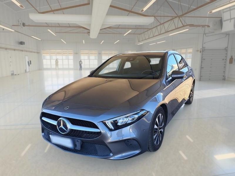 MERCEDES-BENZ A 180 d Business Extra 5 PORTE