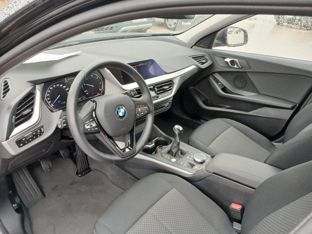 BMW 116 116D BUSINESS ADVANTAGE 2021
