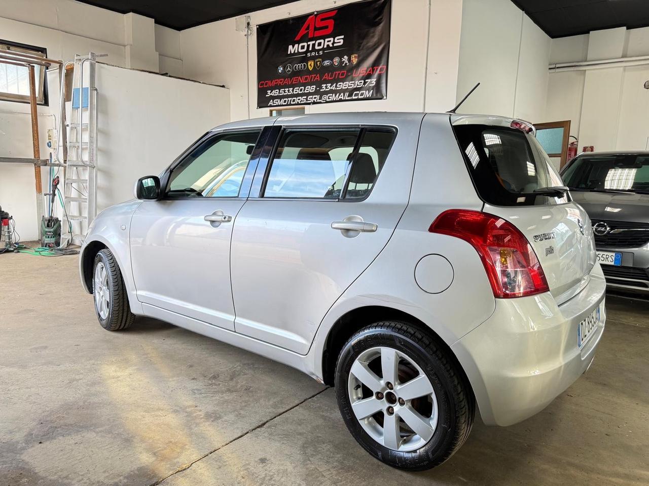 Suzuki Swift 1.3 4x4 5 PORTE