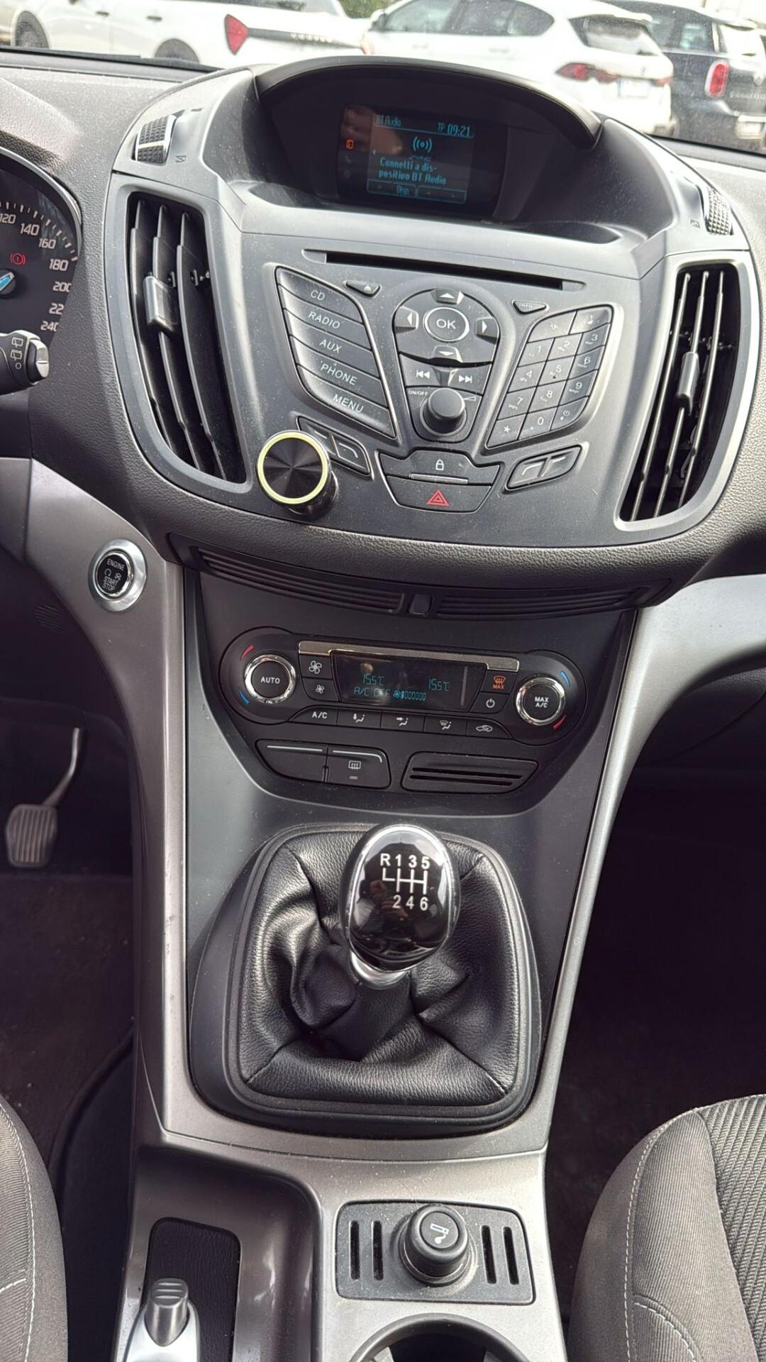 Ford Kuga 2.0 TDCI 120 CV S&S 2WD Titanium