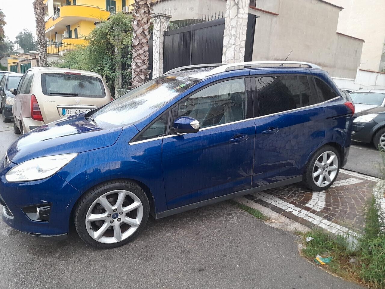 CAMBIO AUTOMATICO - 7 POSTI - GUIDA A DESTRA