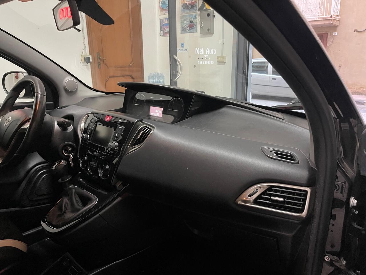Lancia Ypsilon 1.2 Benzina 69 CV Platinum