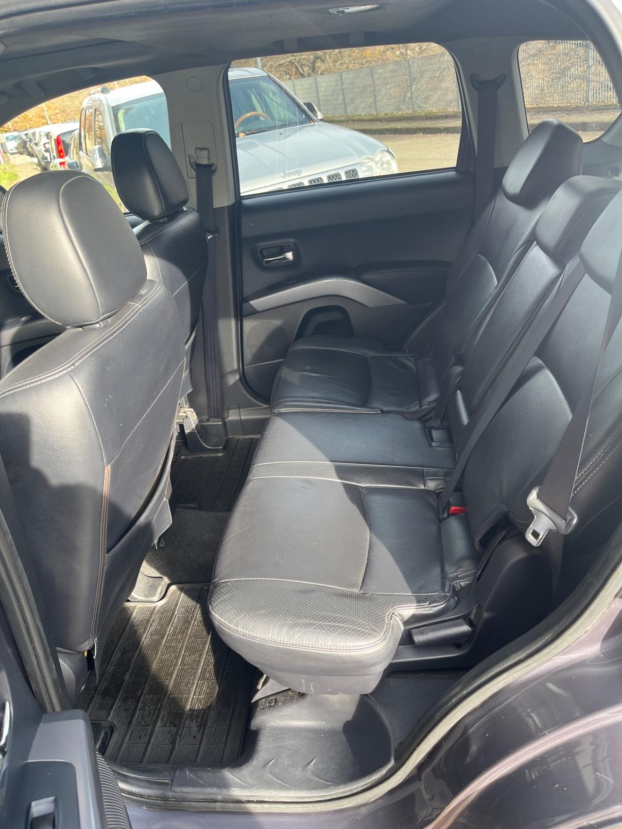 Mitsubishi Outlander 2.0 DI-D Intense DPF