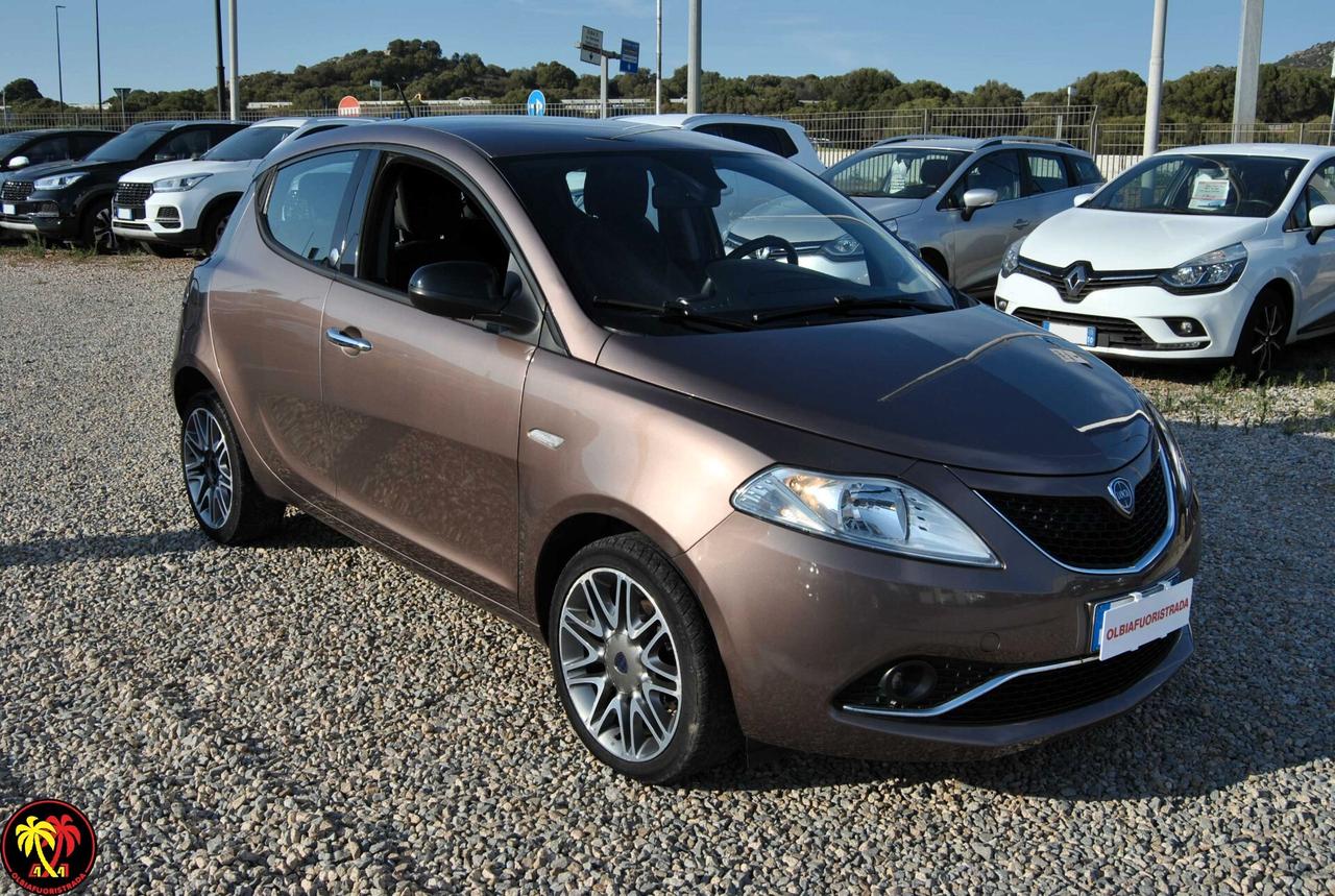 Lancia Ypsilon 1.2 69 CV 5 porte GPL Ecochic Elle