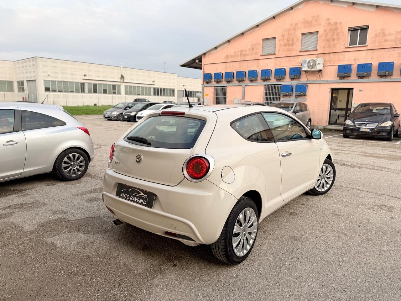 Alfa Romeo MiTo 1.4 78 CV Distinctive Sport Pack