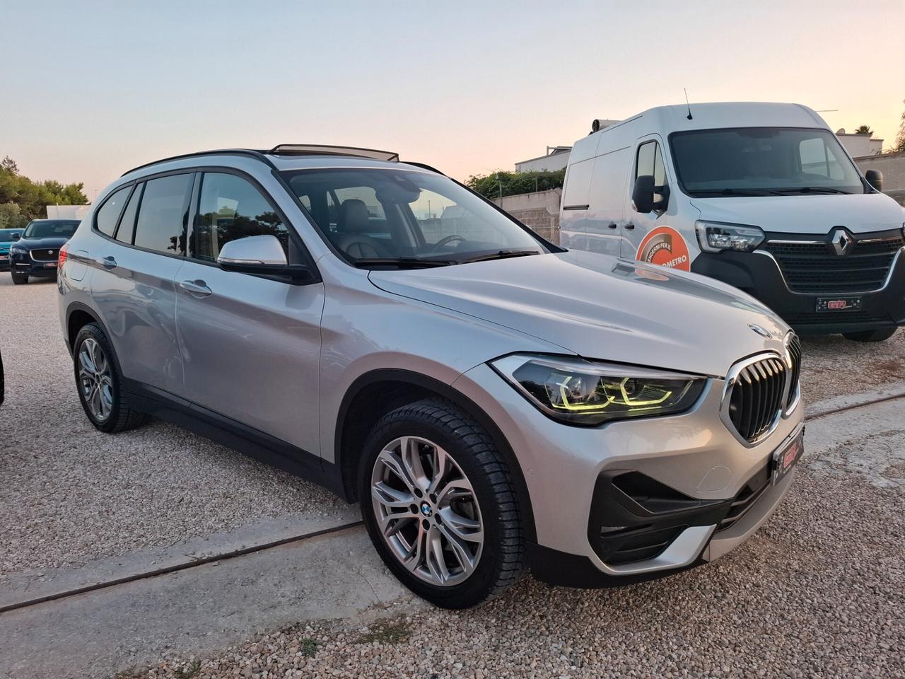 Bmw X1-20d- xLine TETTO*PELLE*LED