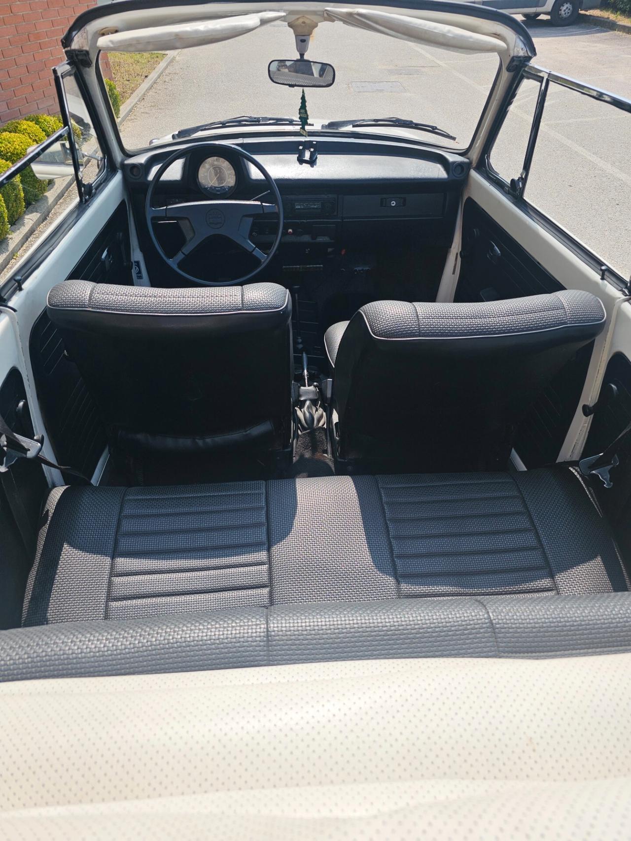Volkswagen Maggiolino Maggiolone 1.6 cc Due proprietari