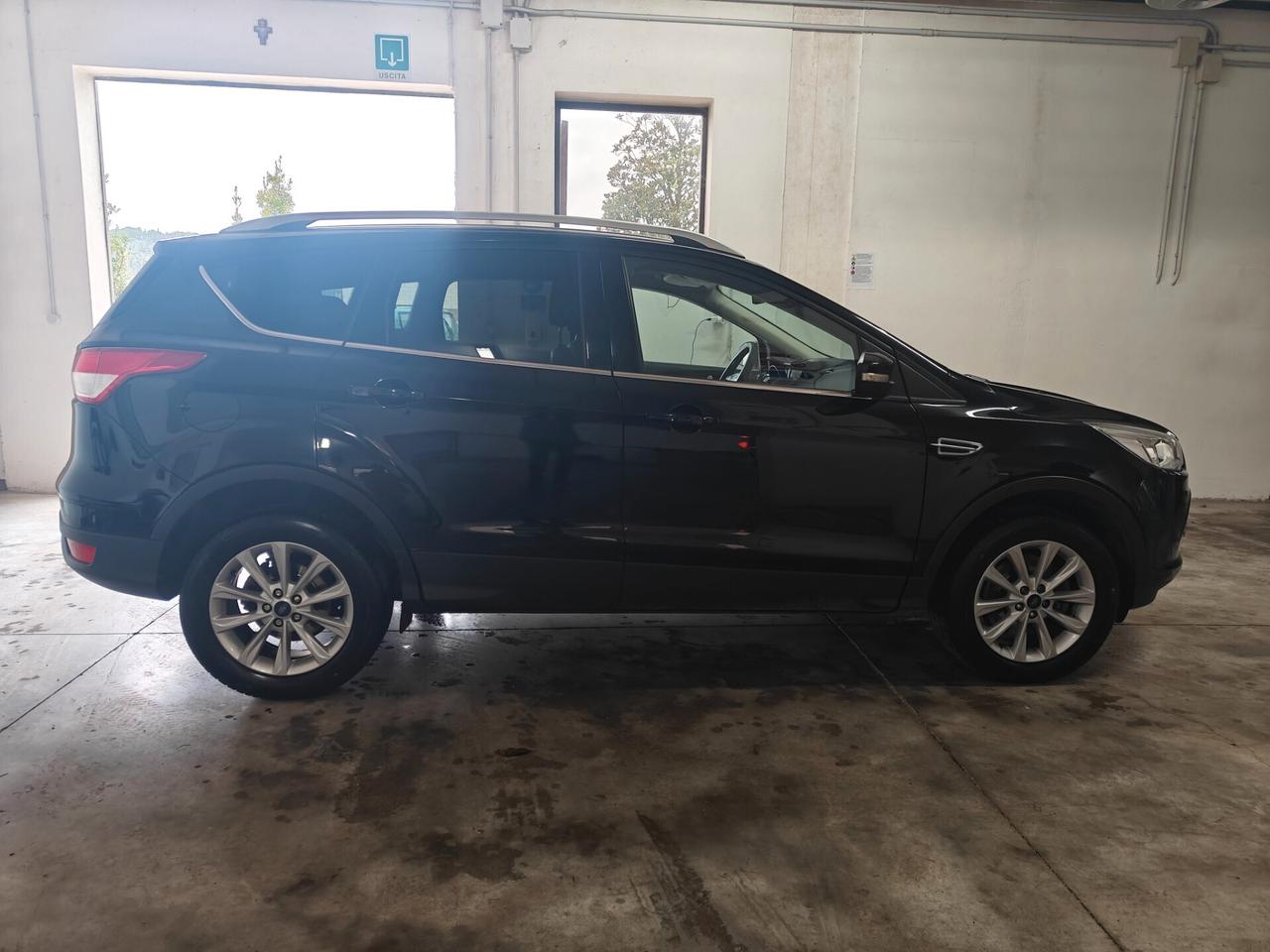 Ford Kuga 2.0 TDCI 150 CV S&S 4WD Titanium