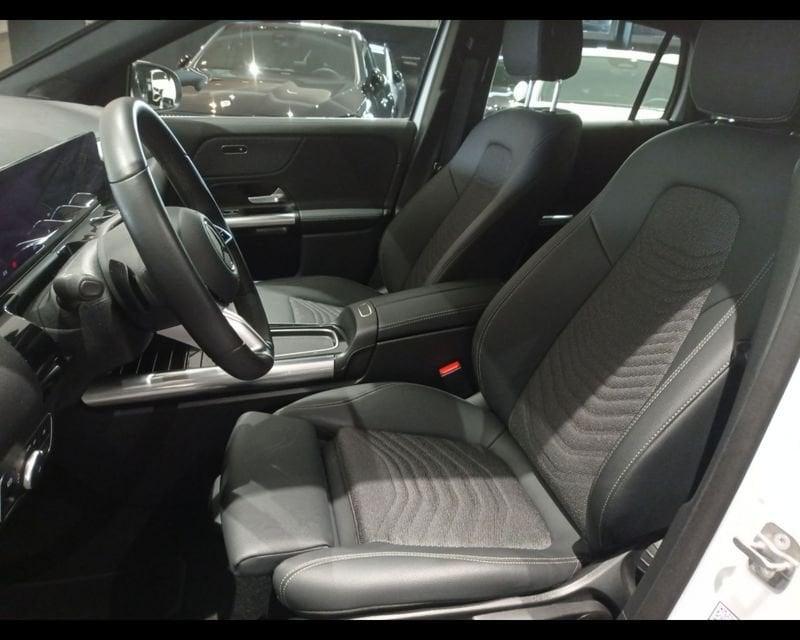 Mercedes-Benz EQA 300 Progressive Advanced 4matic