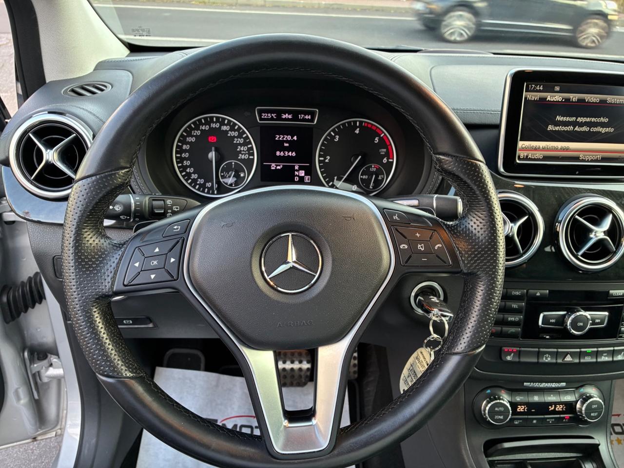 Mercedes classe B 200 premium SOLO 86.000KM