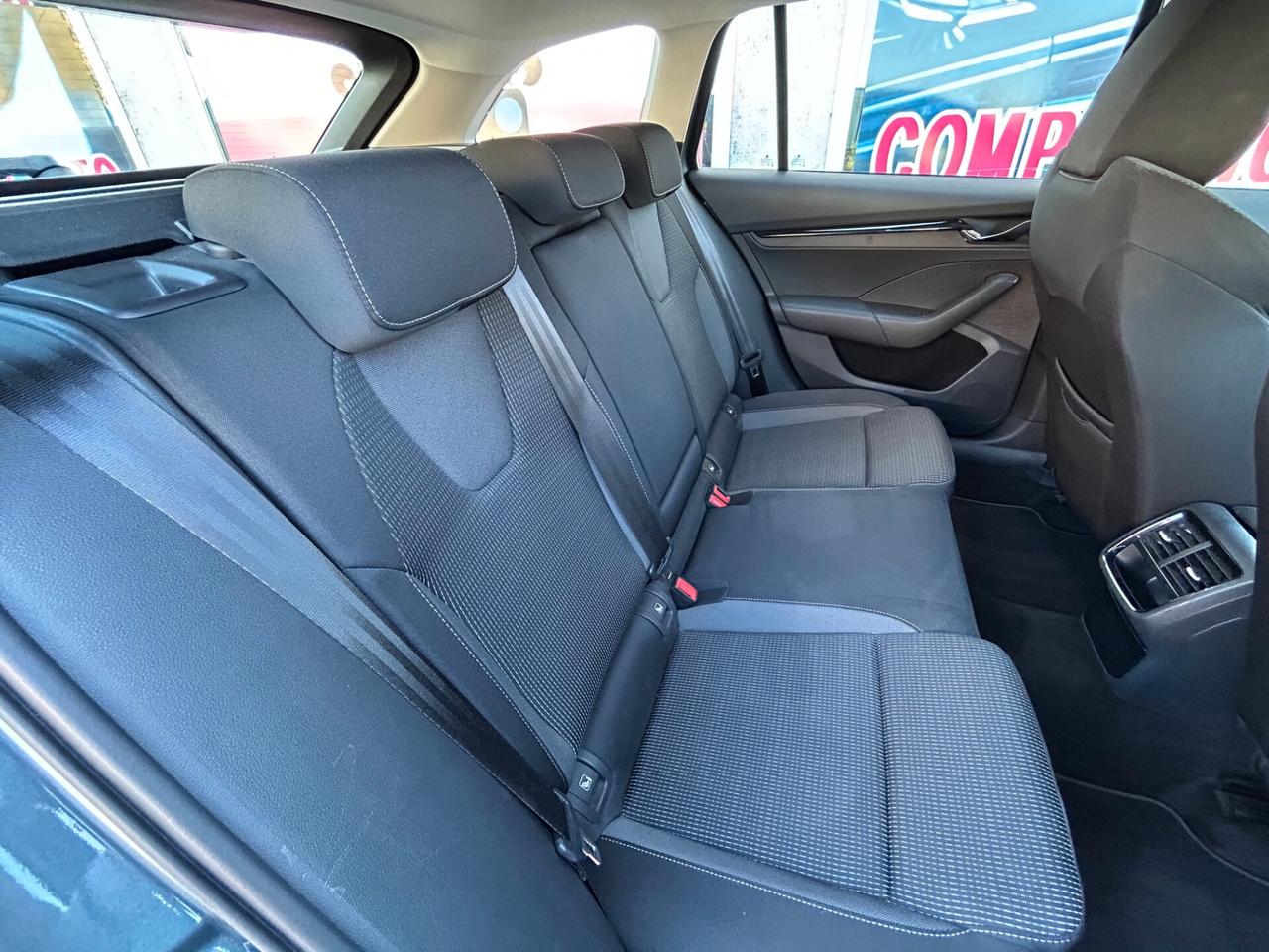 Skoda Octavia 2.0 TDI EVO SCR DSG Wagon Executive