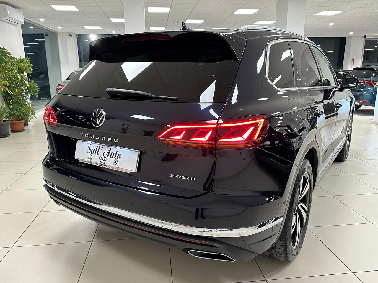 Volkswagen Touareg 3.0 V6 TSI eHybrid 381 CV 2021