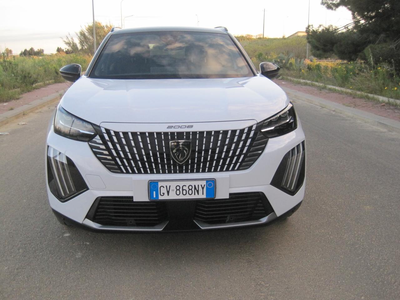 Peugeot 2008 PureTech 130 S&S EAT8 GT