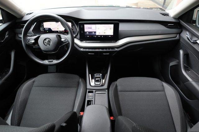 SKODA Octavia 2.0 TDI EVO SCR DSG Wagon UniPro ACC Radar LED Nav