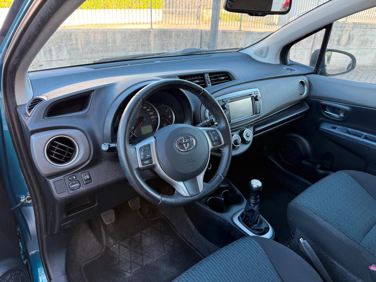 Toyota Yaris 1.0 5 porte Active RetroCam Bluetooth