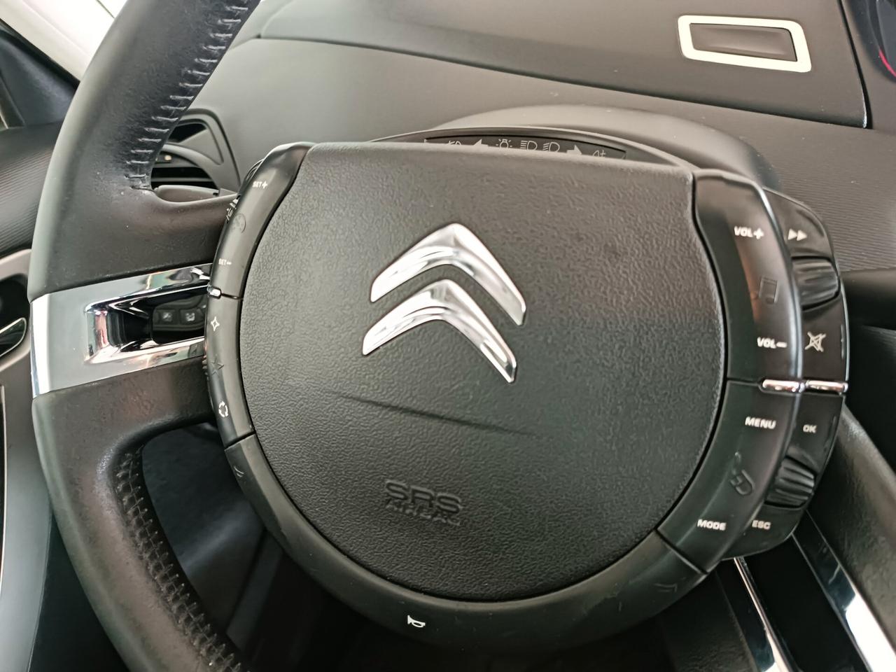 Citroen C4 Picasso business