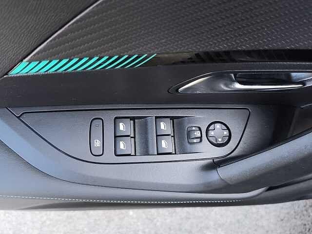 Peugeot 2008 PureTech 100 S&S Allure