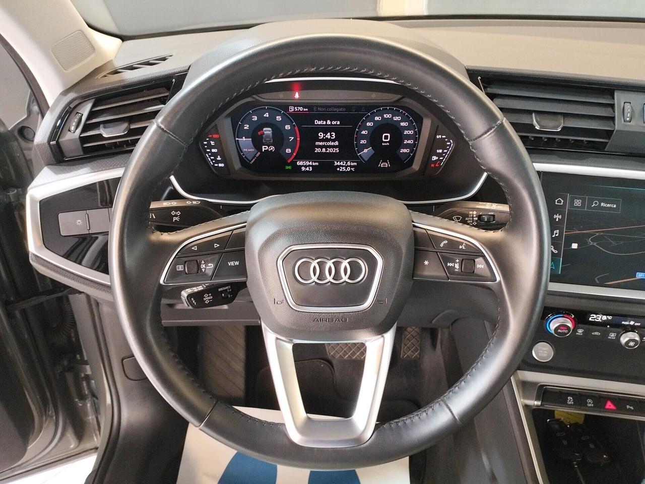 Audi Q3 35 1.5 tfsi Business Advanced s-tronic