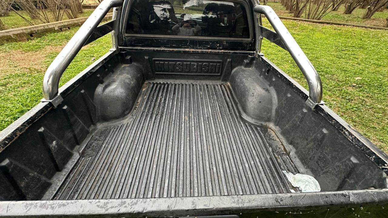 Mitsubishi L200 2.5 TDI 4WD Double Cab Pick-up GLS 2003 leggi testo
