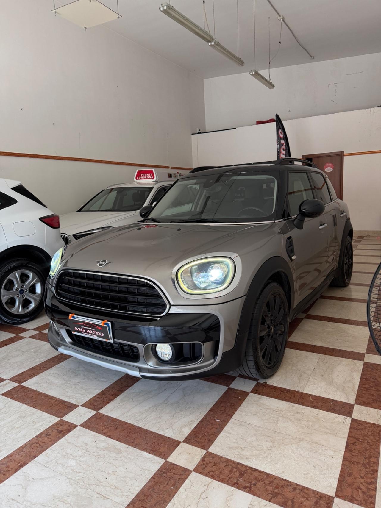 Mini Cooper Countryman 2.0 D Hype