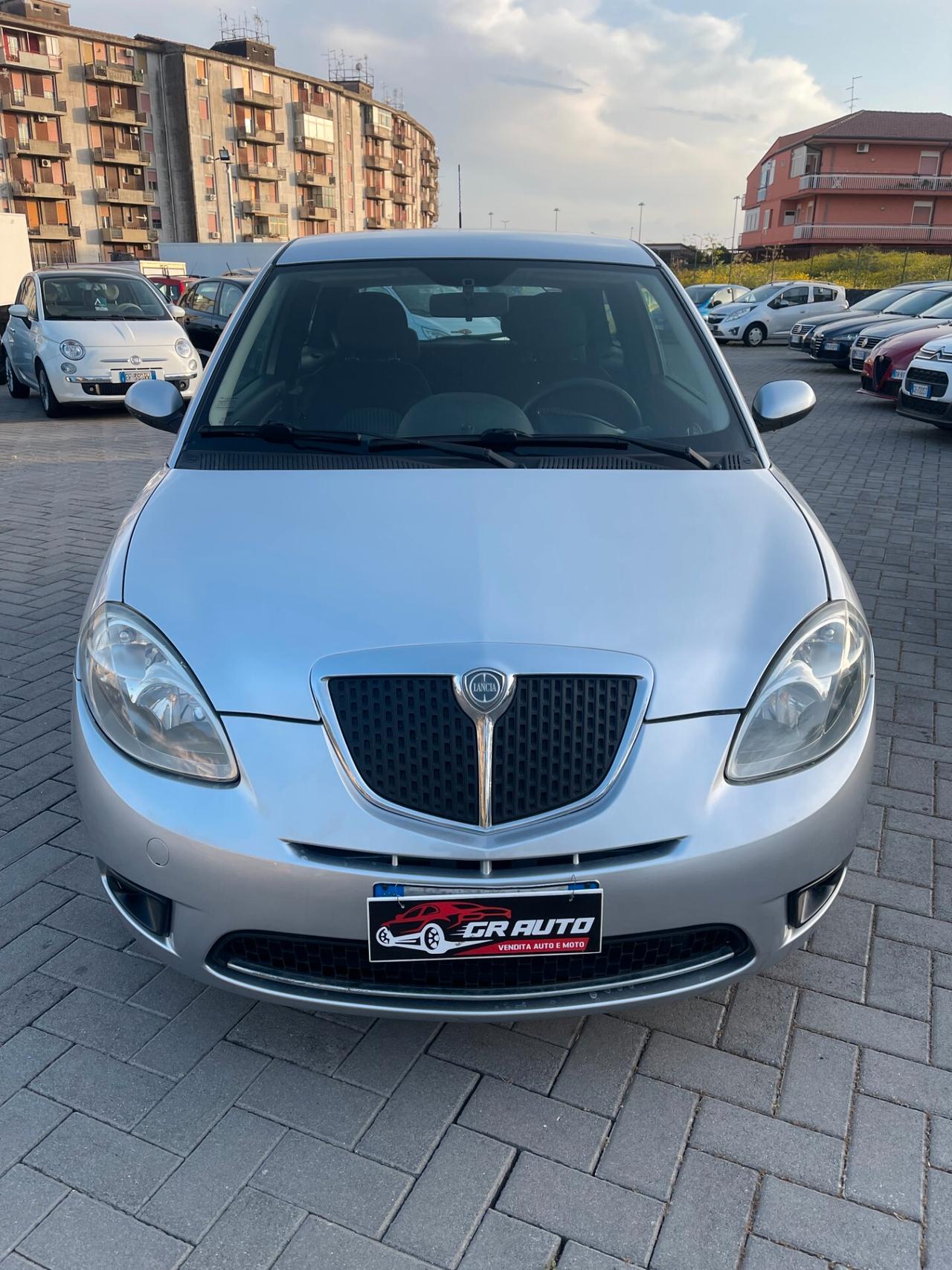 Lancia Ypsilon 1.2 60cv
