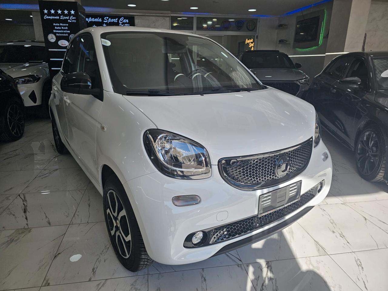 NUOVA SMART FORFOUR PASSION EDITION 1.0 TURBO BENZ 71CV BLACK LINE