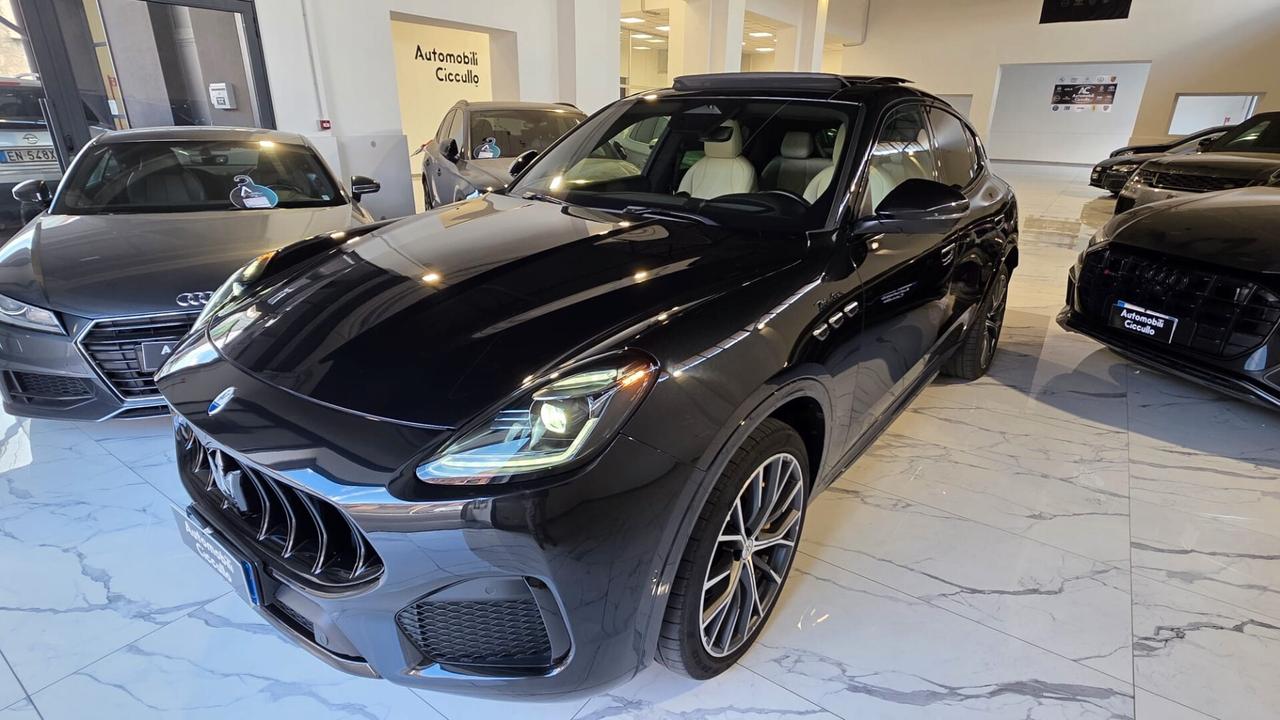 Maserati Grecale MHEV 330 CV AWD Modena