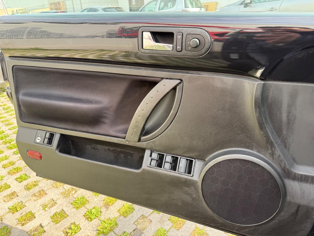 Volkswagen New Beetle 1.9 TDI 105CV Cabrio