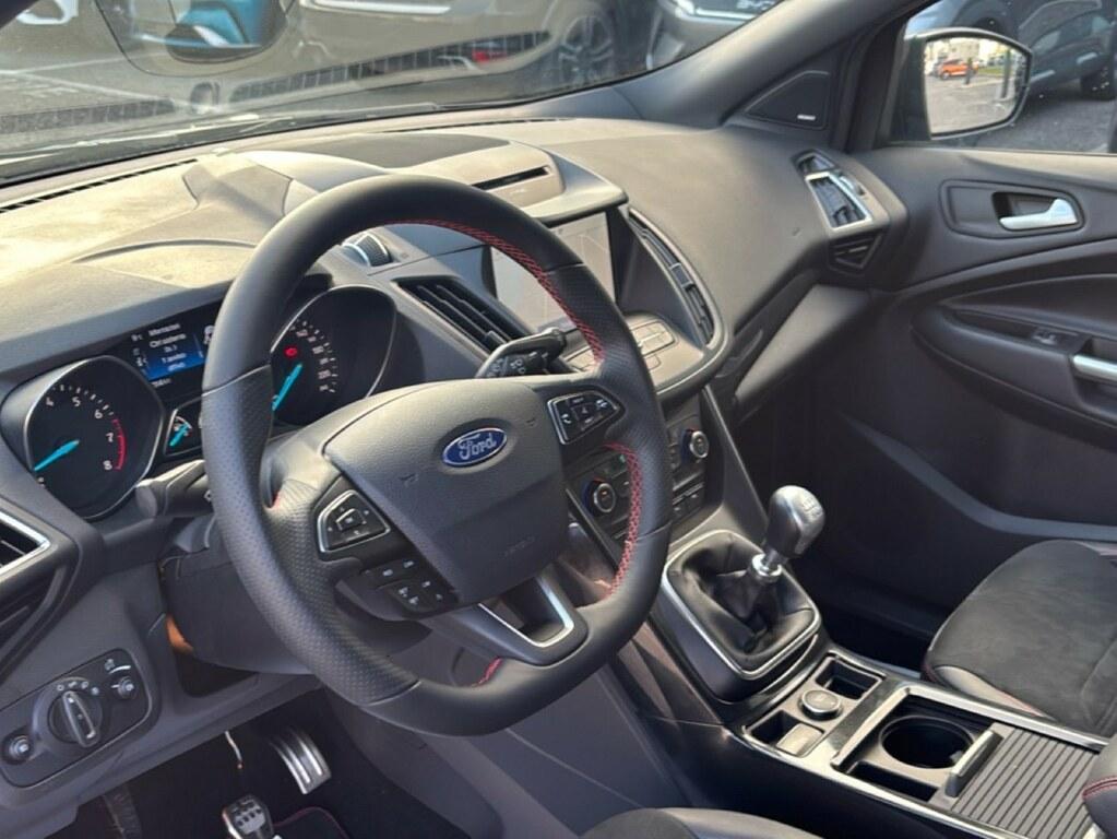 Ford Kuga 1.5 EcoBoost ST-Line 2WD