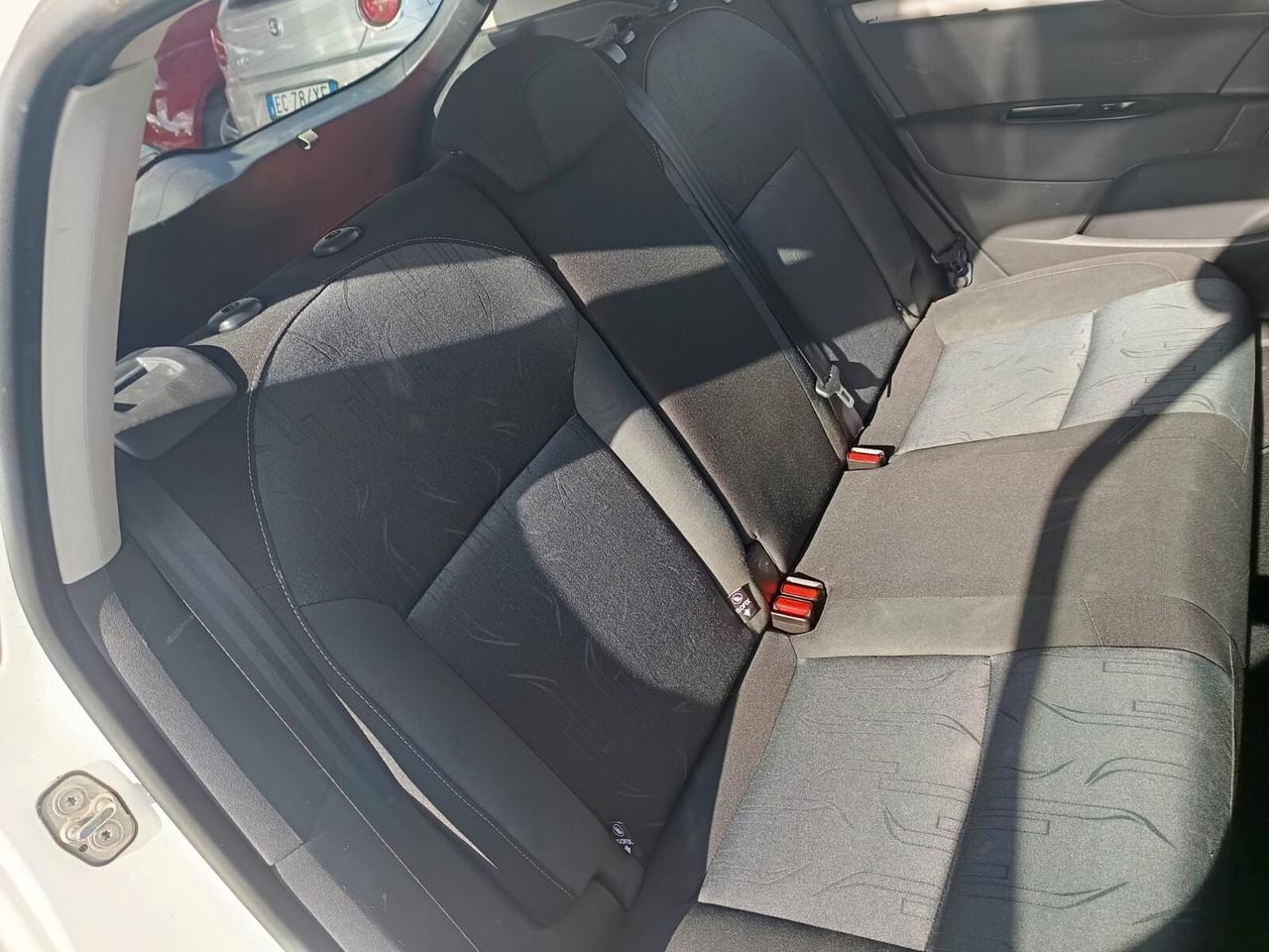 Citroen C4 2013 - 1.6 HDi Lb automobili