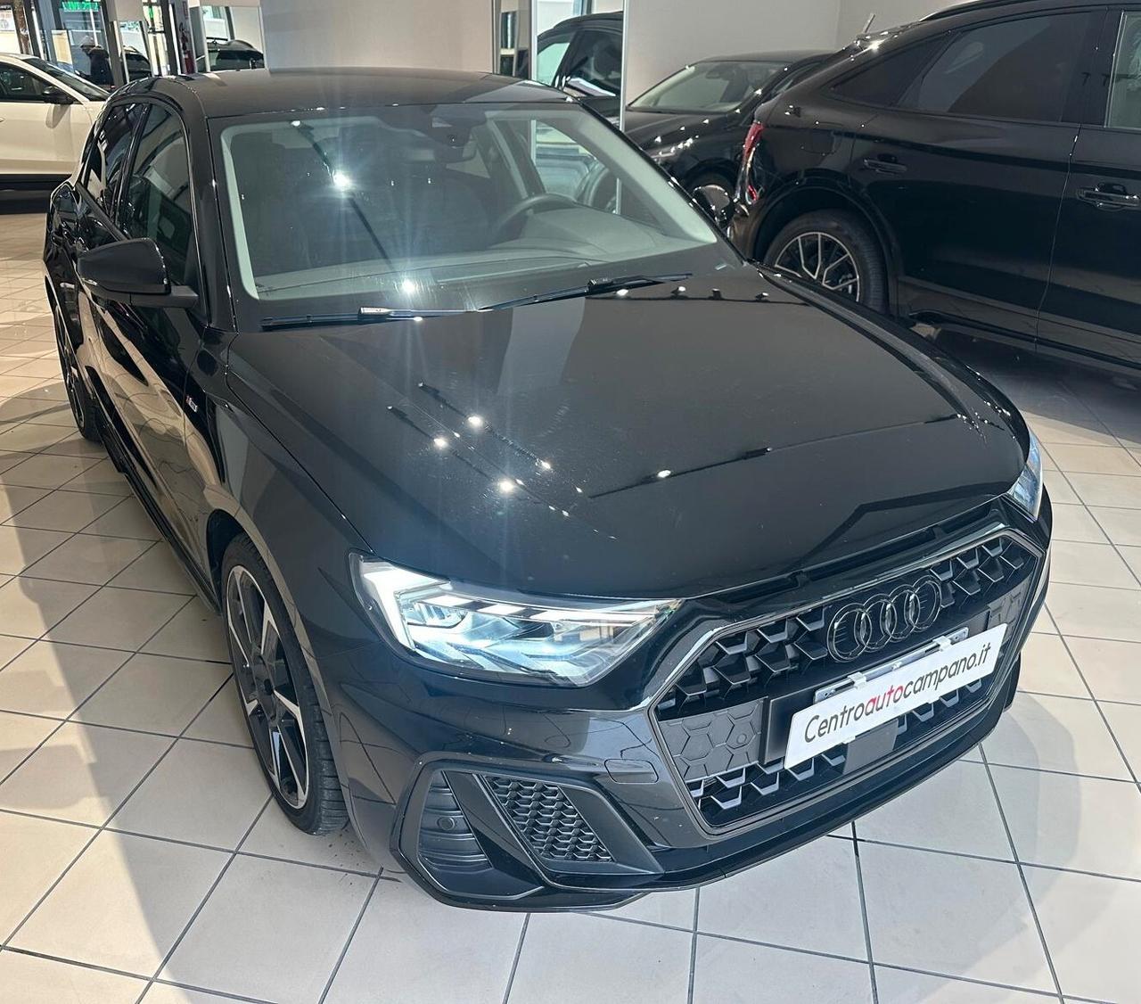 Audi A1 Sportback 30 1.0 tfsi Identity Black s-tronic