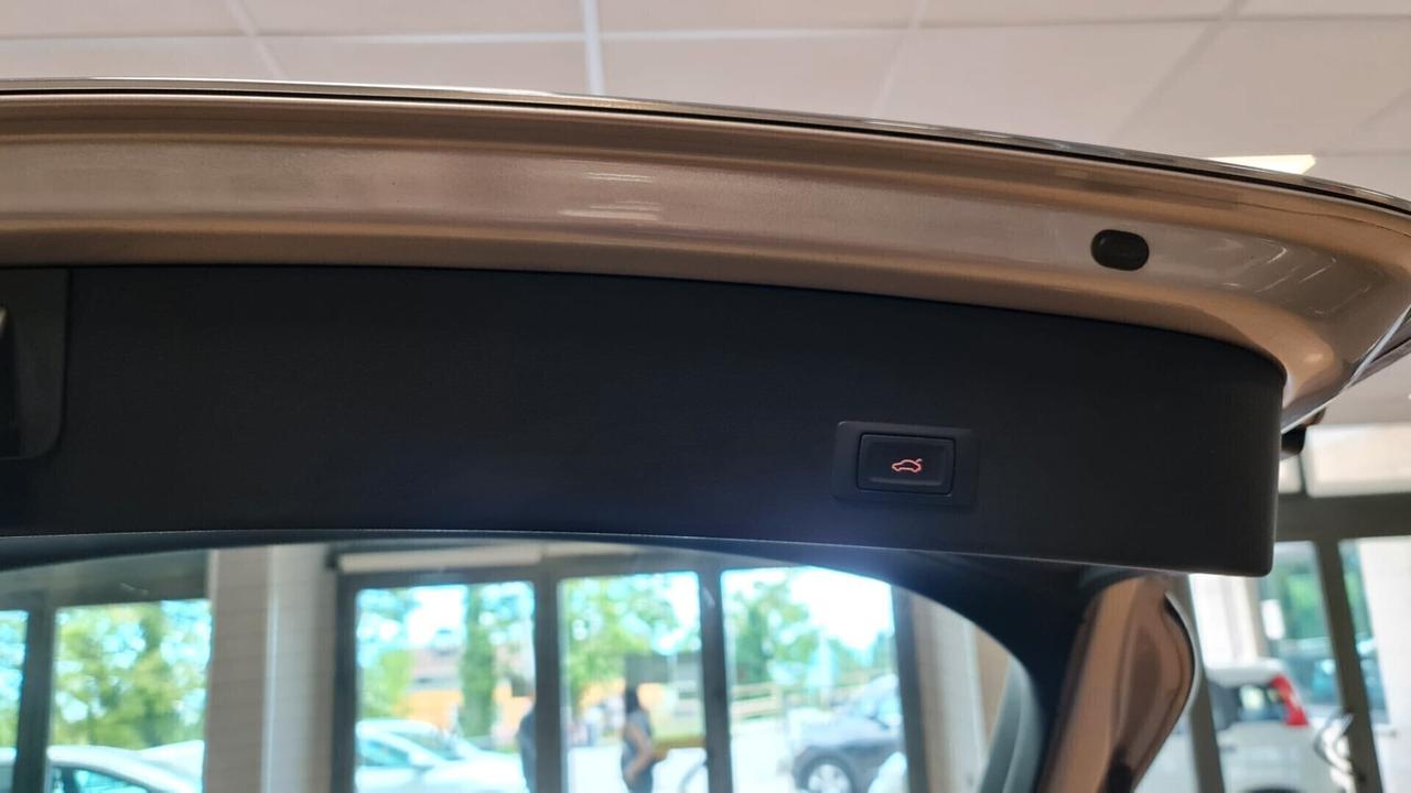 Audi A6 Avant 2.0 TDI 190 CV ultra S tronic Business Plus