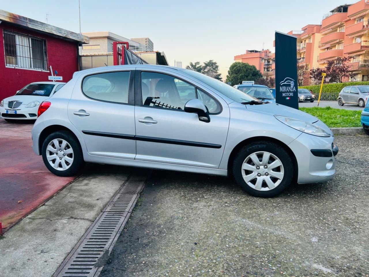 Peugeot 207 1.4 88CV 5p. XS