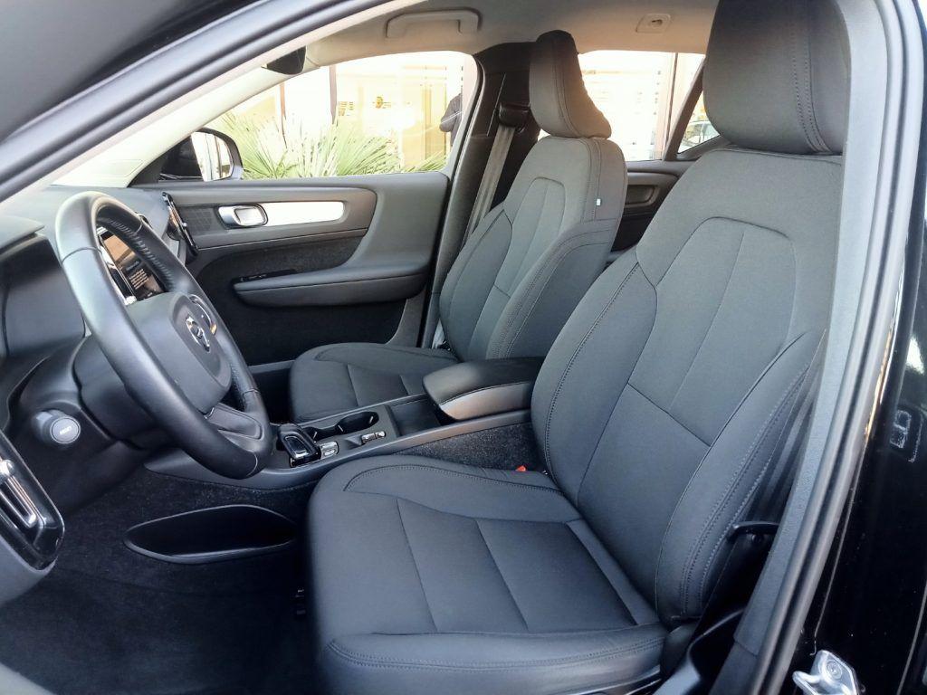 Volvo XC40 T4 Recharge Plug-in Hybrid OK NEOPATENTATI