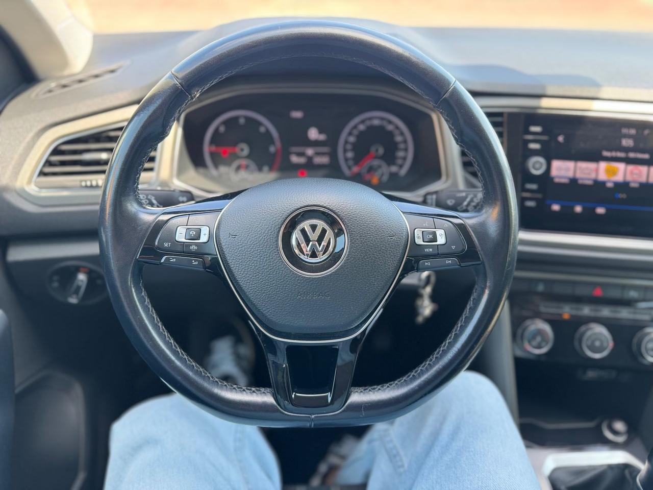 Volkswagen T-Roc Business 1.6 TDI #6208