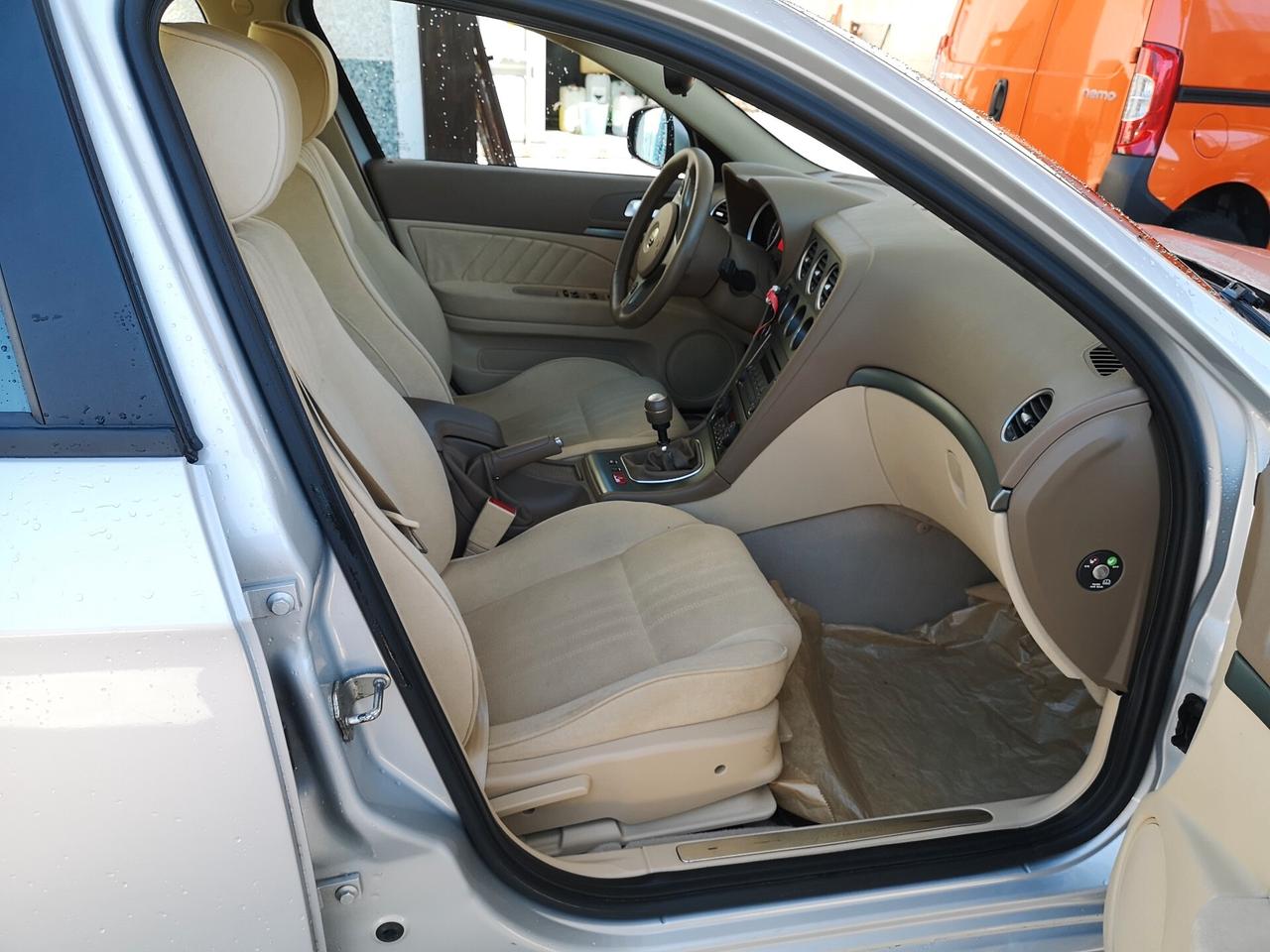 Alfa Romeo 159 2.4 JTDm 20V 210 CV Distinctive