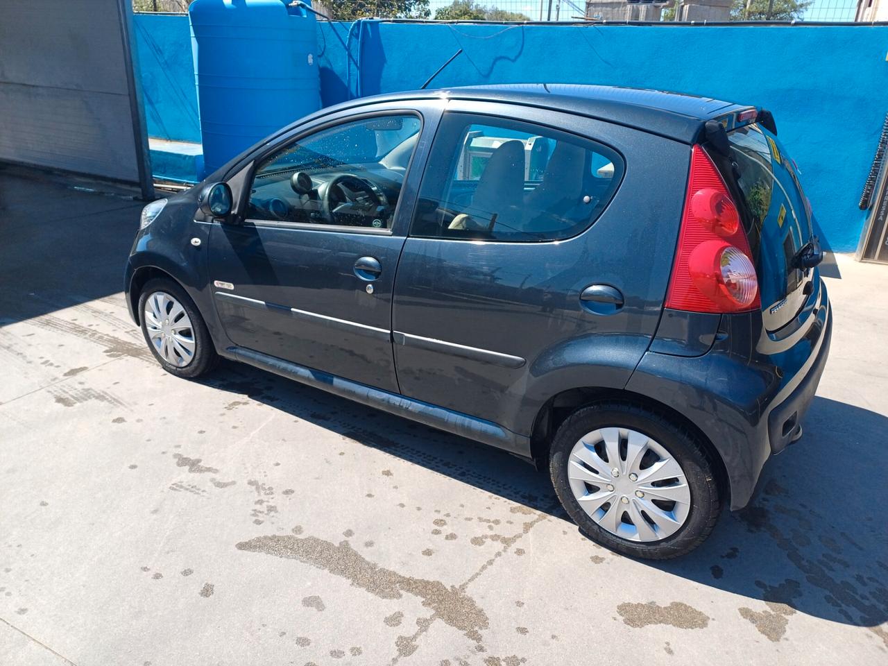 Peugeot 107 1.0 68CV 5p. Sweet Years 2008