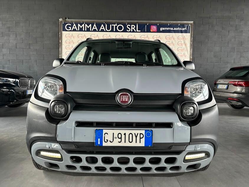 Fiat Panda CROSS 1.0 HYBRID NEOPATENTATI