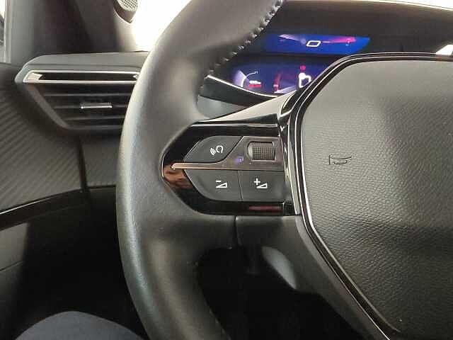 Peugeot 2008 BlueHDi 110 S&S Allure