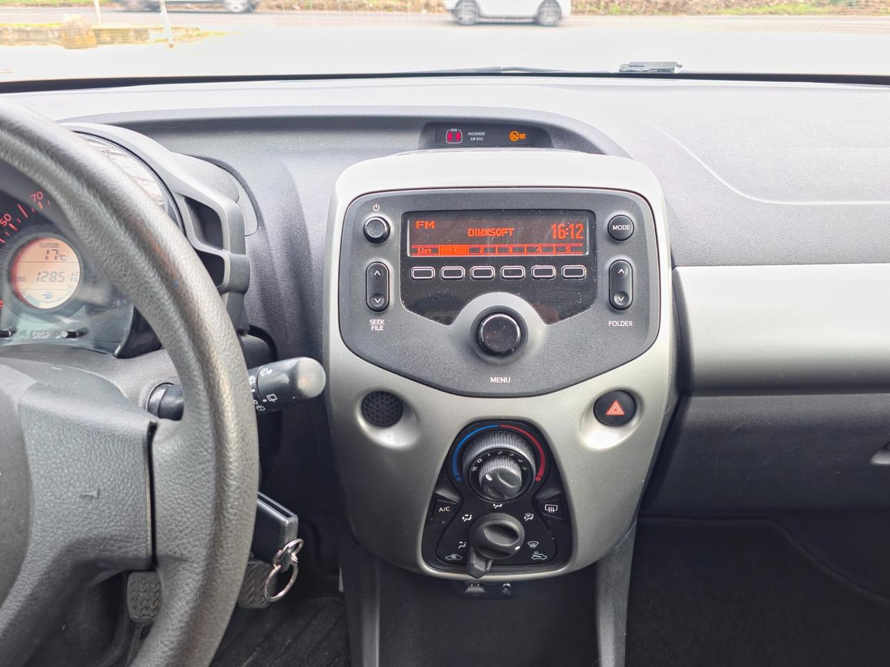 Citroen C1 Airscape VTi 68 5 porte Shine 2016-E6 Manuale NEO