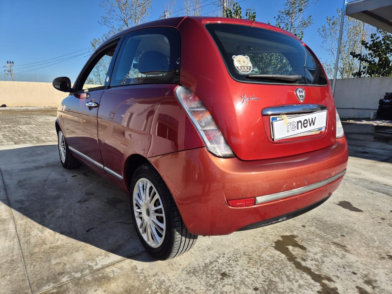 Lancia Ypsilon 1.4 Diva Ecochic GPL