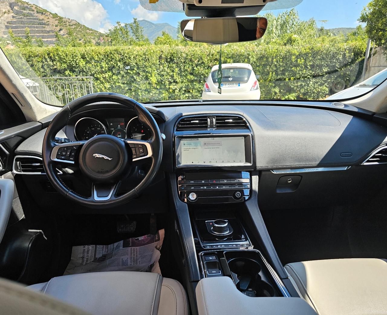 Jaguar F-Pace 2.0 D aut. Prestige FULL PERMUTE