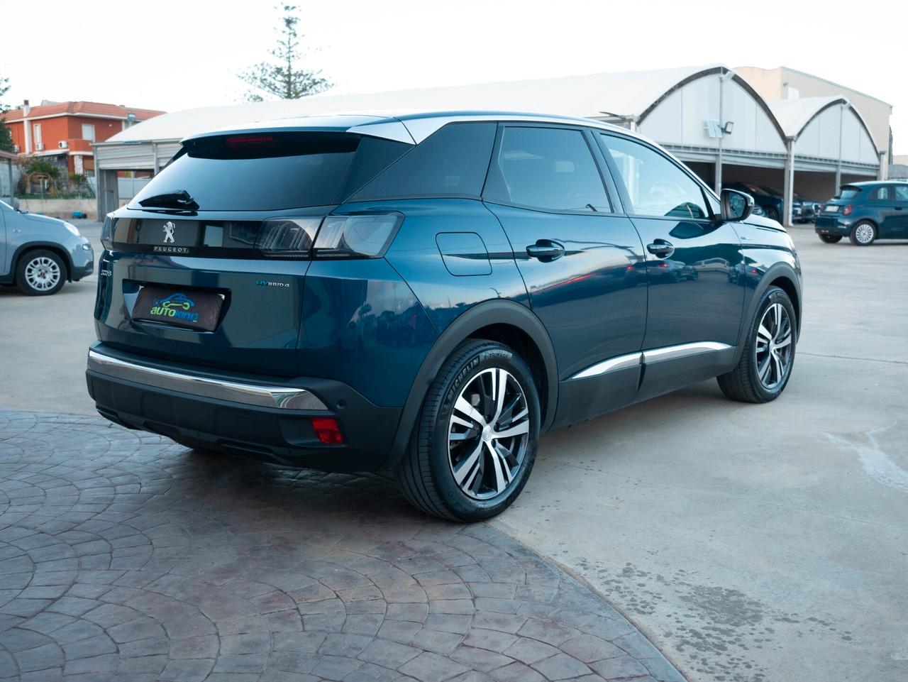 Peugeot 3008 Hybrid4 300 e-EAT8 GT