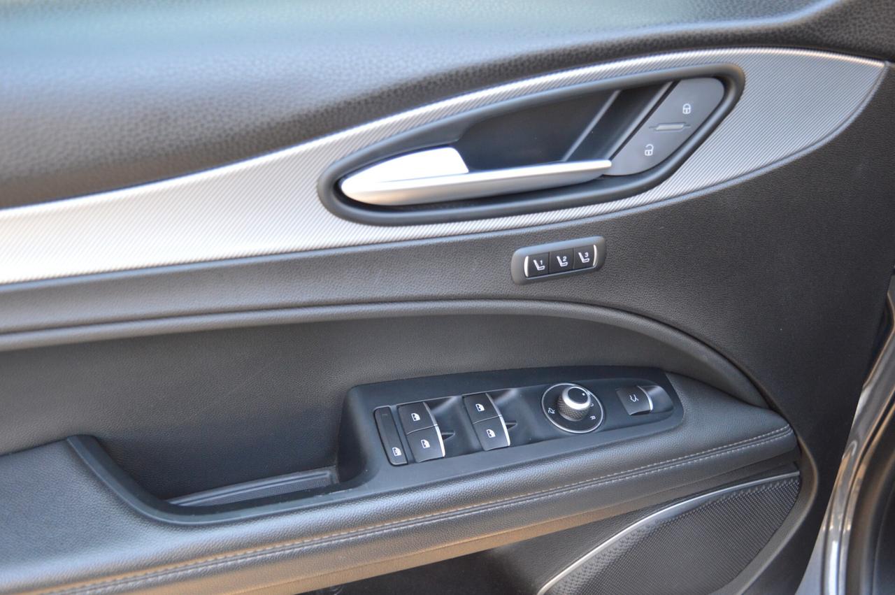 Alfa Romeo Stelvio 2.2 Turbodiesel 210 CV AT8 Q4 Executive
