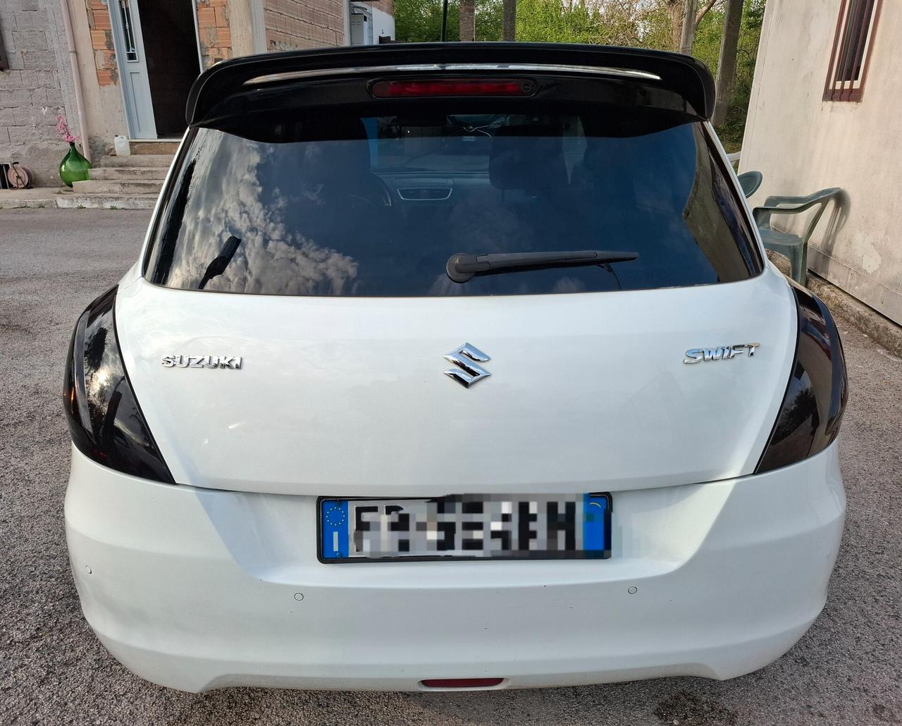 Suzuki Swift 1.2 VVT 5 porte GPL