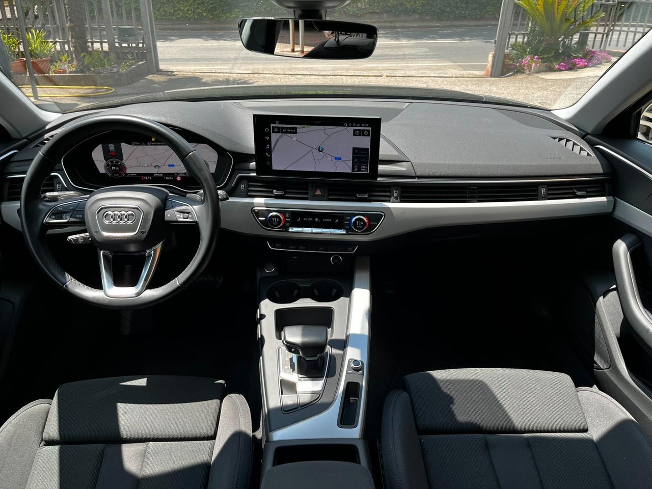 Audi A4 40 TDI S tronic S line edition